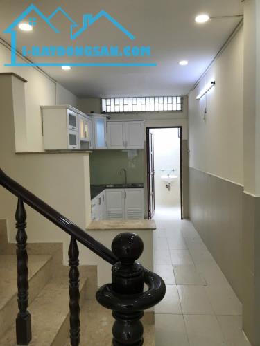 KHÔNG NÊN BỎ QUA NHÀ NÀY - HẺM THÔNG - 50M2 - 4 TẦNG 6PN - NHỈNH 5 TỶ. - 1