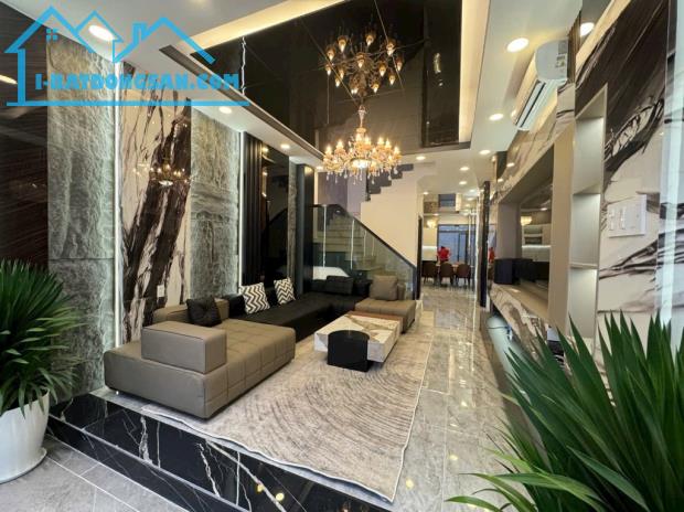 Mặt tiền đường nhựa 12m khu dân cư Nam Long  Phú Thuận Quận 7, 80m2 4 tầng chỉ 13.6 tỷ - 2