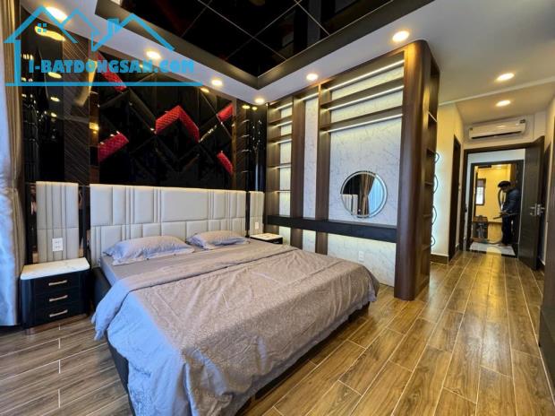 Mặt tiền đường nhựa 12m khu dân cư Nam Long  Phú Thuận Quận 7, 80m2 4 tầng chỉ 13.6 tỷ - 1