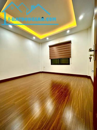 BÁN NHÀ TẠI THỌ AM LIÊN NINH THANH TRÌ 69M2 Ô TÔ ĐỖ CỬA 3,8 TỈ - 2