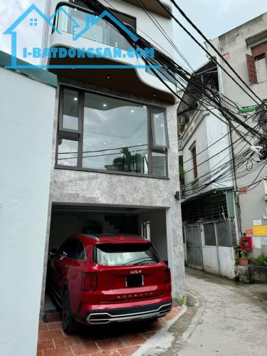 SIÊU PHẨM THẠCH BÀN 37M2 x 6T LÔ GÓC Ở NGAY GARA ÔTÔ NGÕ THÔNG. 7,2TỶ