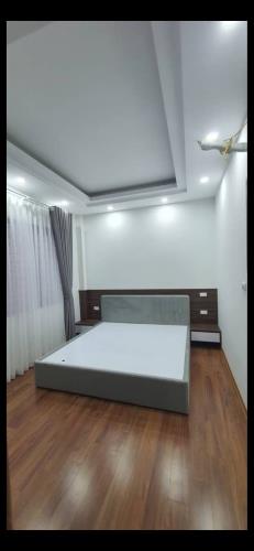 BÁN NHÀ ĐÀM QUANG TRUNG - LONG BIÊN - 42M2 - 5 TẦNG - 4