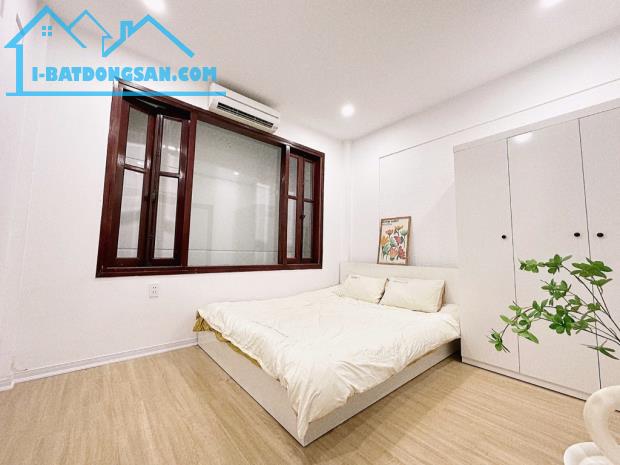 9.88 TỶ CÓ NHÀ 51M2, 11 PHÒNG FULL NỘI THẤT TẠI THỊNH QUANG, GIAO THÔNG THUẬN TIỆN,AN SINH