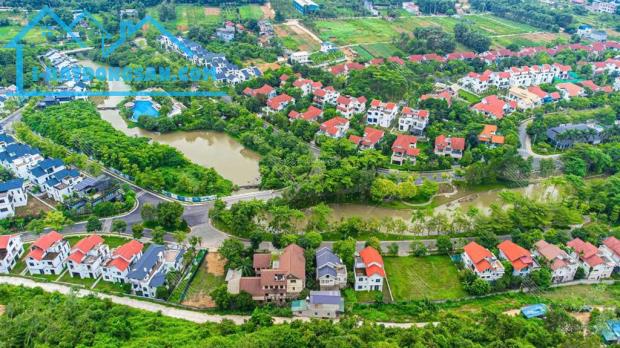 BÁN CẮT LỖ SÂU DÃY C BIỆT THỰ XANH VILLAS HOÀ LẠC 0987663865