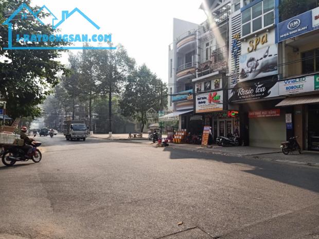 Bán nhà MT đường 19 khu Coopmart Tên Lửa, DT 4,5x15m, 1T3L giá 16 tỷ. LH 0938 703545 - 2