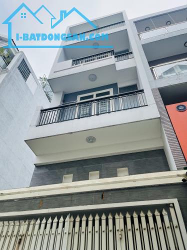 Gấp bán nhà Gò Vấp, dt nền 295m2 ngang 6m, Mặt tiền Trần Bá Giao, giá 28 tỷ.