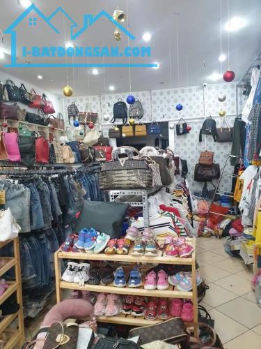 Gấp bán nhà Mặt tiền Phan Huy Ích, Gò Vấp, giá 24 tỷ, dt nền 255m2 ngang 7m.