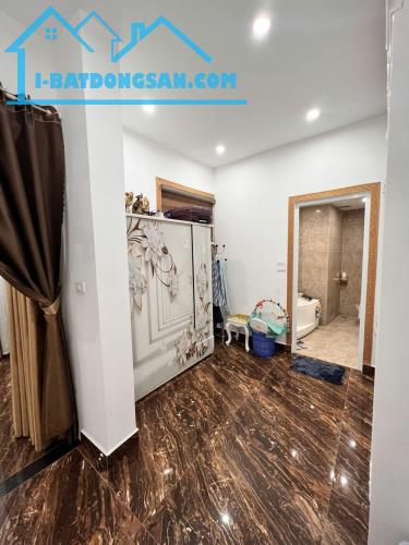 Bán Nhà Đẹp Đào Tấn Ngõ Thông - Rộng Nhà Mới Full Nội Thất DT 73m2 4T Giá 9 tỷ - 2