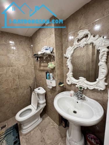 Bán Nhà Đẹp Đào Tấn Ngõ Thông - Rộng Nhà Mới Full Nội Thất DT 73m2 4T Giá 9 tỷ - 3