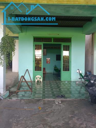 Nhà bán 5,5x23m giá 750 triệu, sổ hồng riêng. Đường xe ô tô, gần công viên Võ Văn Tần