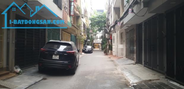 NHÀ ĐẸP CẦN BÁN GẤP PHÂN LÔ PHỐ LÁNG HẠ DT52m2- MẶT TIỀN RỘNG, Ô TÔ KINH DOANH