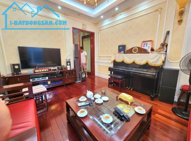 NHÀ ĐẸP CẦN BÁN GẤP PHÂN LÔ PHỐ LÁNG HẠ DT52m2- MẶT TIỀN RỘNG, Ô TÔ KINH DOANH - 1