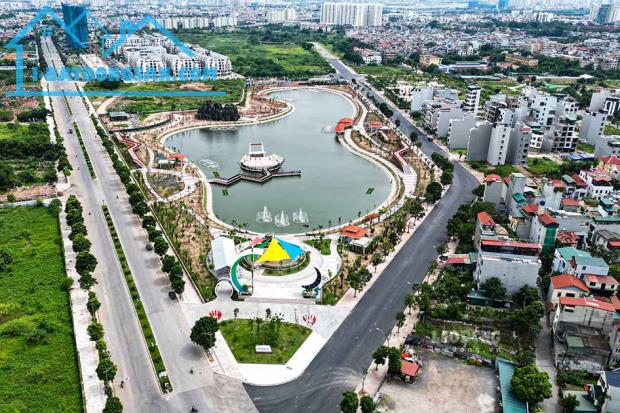 Mặt phố Gia Thượng, Đường 30m, View Công Viên, Vỉa Hè, Vị Trí có 1 0 2 khu TĐC Ngọc Thụy. - 3