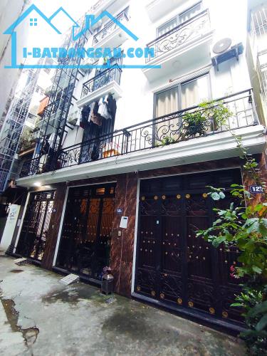 CCMN Nguyễn Khang 9 Phòng Nhà Mới Full Đồ Ngõ Thông DT 47m2 5T Giá 10.4 tỷ