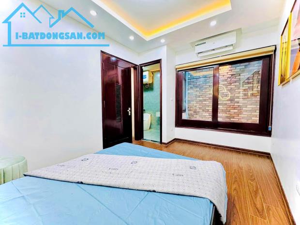 Bán nhà phố Minh Khai, Hoàng Mai 44m, 4 tầng. Giá: 8.85 tỷ - 4