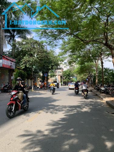 PHỐ NGUYỄN KHANG  48M2  MT5  11.3 TỶ , THANG MÁY, OTO, KINH DOANH