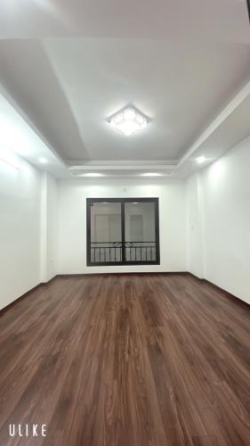 Bán nhà 5 tầng, 35m2, Đức Giang, Long Biên, Ngõ Ô TÔ THÔNG, giá nhỉnh 4 tỷ - 3