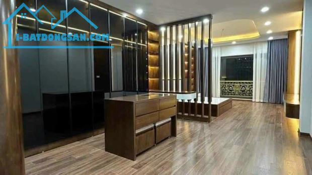Nhà đẹp Nguyễn Văn Cừ thông Hồng Tiến 65M2,6T thang máy, ÔTô Tránh,KD.Nhỉnh 15 Tỷ. - 1
