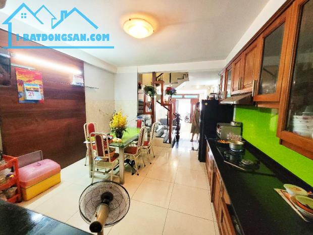 Khu Vip Bàu Cát Hẻm 8m Kinh Doanh DT 4x20 x5 Tầng - 2