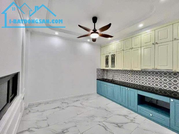 BÁN GẤP NHÀ TỨ HIỆP 40M2 5 TẦNG HIỆN ĐẠI 4,8 TỈ MỚI KING KONG - 3
