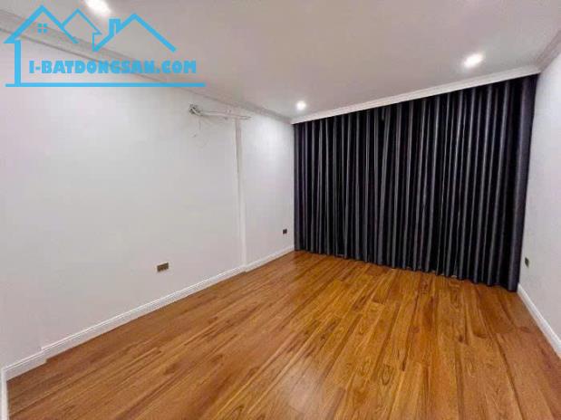 BÁN GẤP NHÀ TỨ HIỆP 40M2 5 TẦNG HIỆN ĐẠI 4,8 TỈ MỚI KING KONG - 4