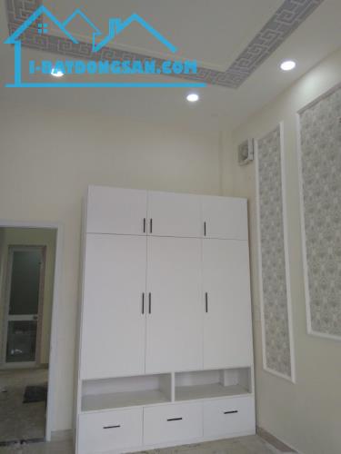 NGỘP ! Nhà 4 Tầng đường Đông Hồ,gần Chợ Vải,33m2,4PN,hẻm 6m.Tiện ở,kinh doanh.Nhỉnh 7 Tỷ - 2