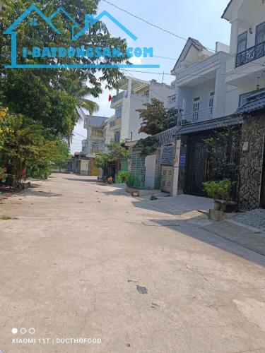 Bán nhanh lô đất chuẩn đẹp 5x20m, đường ô tô 8m thông TX33, Thạnh Xuân chỉ hơn 4Tỷ - 1