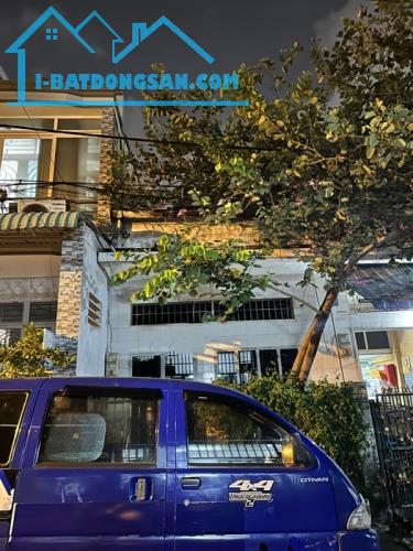 C/chủ bánđất tặngnhà 1sẹc 10m ra LêĐứcThọ P15 Gò vấp 100m C4 Giá7tỷ8TL - 2