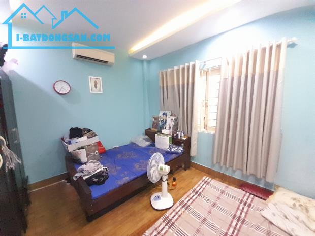 🚘🏠💥 Ngộp quá, Giảm sâu, Mặt tiền ĐS 4, BÌNH TÂN, 64m2, 4 tầng, ô tô vào nhà, nhỉnh 5t, - 1