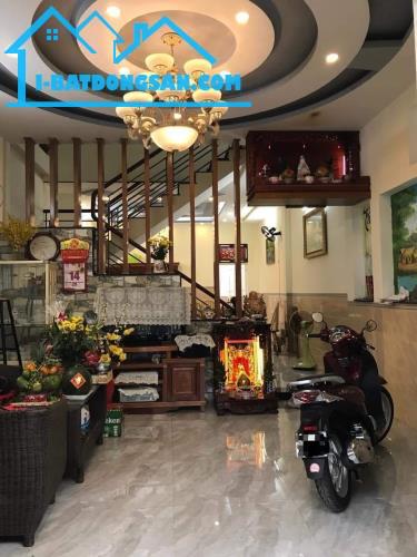BÌNH TÂN -  HẺM Ô TÔ - 5x16 - 4 TẦNG LUNG LINH - GIÁ CHỈ 5.5 TỶ. VỊ TRÍ CỰC ĐẸP. - 1