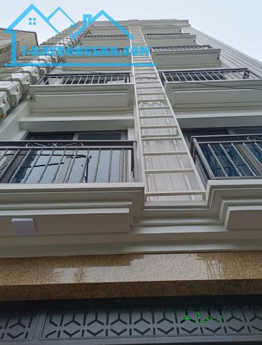 Toà CHDV Mễ Trì 87.5m2 -9T -TM. 27 CHDV, đường thông, ô tô. Giá 18tỷ5