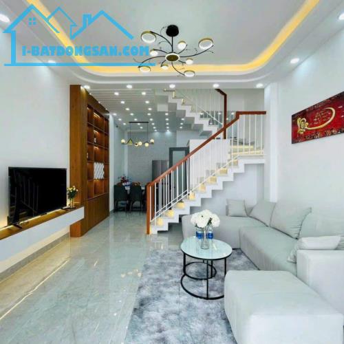 CHỦ GỬI CẦN BÁN GẤP NHÀ HẺM 5m 45m²-2tỷ450 Đ.Nguyễn Sỹ Sách P15 Quận Tân Bình HĐ thuê 13tr - 2