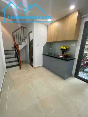 Bán Nhà hẻm thông Thích Quảng - Nhà 14m2 - Nhà trệt Lầu - 1.85 Tỷ - 1