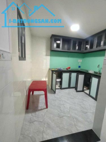 Mê lửng ở ngay, chỉ hơn 2 tỷ, TRẦN CAO VÂN, 48M2, 2PN - 1