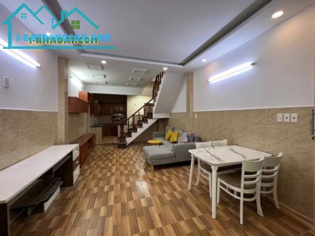 HÀNG HÓT Ở BÌNH TÂN GIÁP QUẬN 6 - DT 70M2 - 4 TẦNG HXH - GIÁ NHỈNH 6 TỶ. - 1