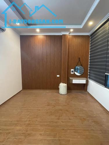 Bán nhà Trần Khát Chân, Hai Bà Trưng 45m2x3 tầng 4 ngủ, gần phố 6.5 tỷ - 1