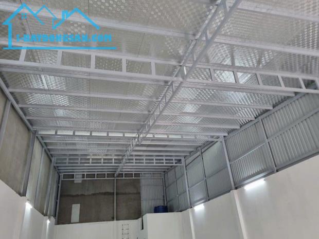 Chính chủ cần Cho thuê nhà kho 8x20 (160m2) tại DN4 Tân Hưng Thuận. Q12 - 2