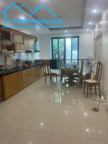 Bán nhà Thạch Bàn 41m2, 5 tầng, mặt tiền 3.7m, 7.1 tỷ Long Biên.3 thoáng, ô tô đỗ cửa, - 1