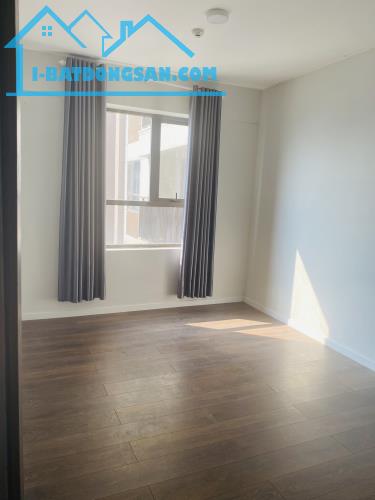 Hot căn hộ 2PN 85m2 giá thuê 9tr/th có 2 máy lạnh và máy nước nóng chung cư opal boulevard