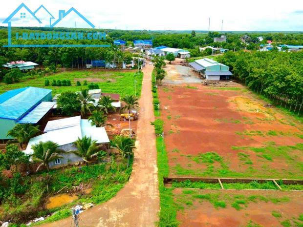 BÁN NHANH 1000M2 ĐẤT Ở NGAY CHỢ MẶT TIỀN ĐƯỜNG LIÊN HUYỆN 24M DÂN ĐÔNG. GIÁ 260 TRIỆU - 5