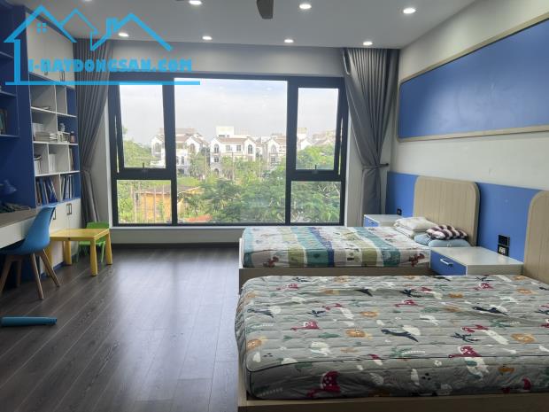 Bán nhà 6 tầng, view vườn hoa, DT 80m2 khu đấu giá Việt Hưng, Long Biên, có thang máy xịn. - 1