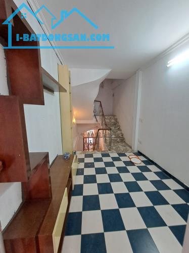 Bán nhà Ngọc Lâm,Long Biên 4 tầng,54m2 sau 1 nhà ra phố nhỉnh 6 tỷ - 2