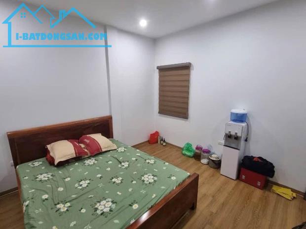 Nhà Bán chỉ 2.7 tỷ Gần Ngã 3 Thạch  Lam và Lũy Bán Bích, 28m2 Sổ Hoa Hậu - 2