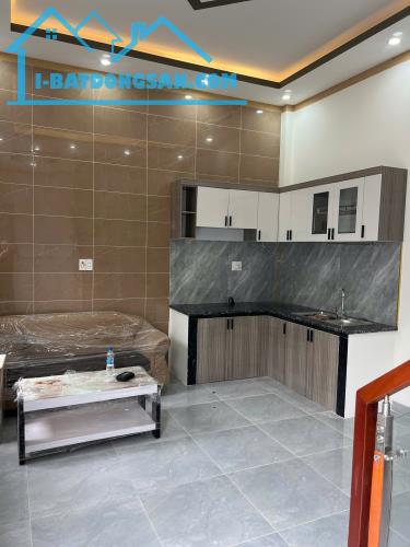 Chỉ cần 790 triệu/ AC sở hửu ngay căn nhà đẹp, 1T+1L, 2PN, 2WC, Pk, tại kp8 Chợ Điều LB - 1