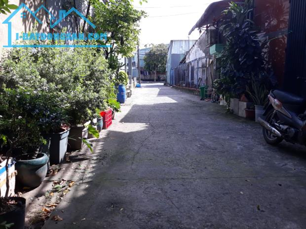 Bán nhà  HXT thông Giác Đạo  ,Trung chánh , Hóc Môn   DTx 100 m2 . Giá chỉ  3.8 tỷ (TL) - 2