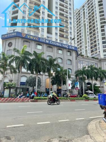 Nhà 5 Tầng BTCT, Lô Góc 2 Mặt Hẻm Xe Tải, Gần Flemington Lê Đại Hành, Quận 11, Nhỉnh 10 Tỷ - 1