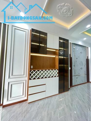 NHÀ 2 LẦU VỊ TRÍ ĐẸP TẠI P.HÓA An Nhà Lầu Rộng Rãi Mới Hoàn Thiện Tại Phường Hóa An, - 3