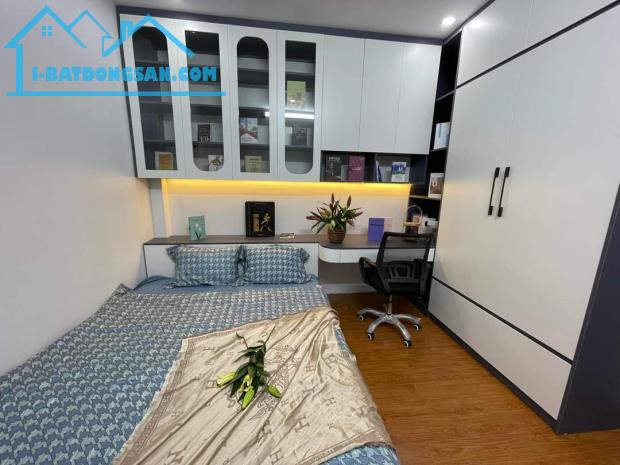 Bán nhà mới Phú Xá, Phú Thượng 40m2 MT 3.5m xây 6 tầng, 8 ngủ , ngõ nông, View Cầu 7.x tỷ - 2