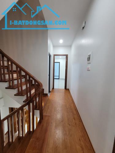 Bán nhà mới Phú Xá, Phú Thượng 40m2 MT 3.5m xây 6 tầng, 8 ngủ , ngõ nông, View Cầu 7.x tỷ - 4