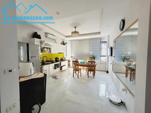 Bán nhà Phố Trần Điền, Quận Hoàng Mai. DT: 55m, 5 tầng. khu phân lô , oto. Giá: 17 tỷ 3 - 1